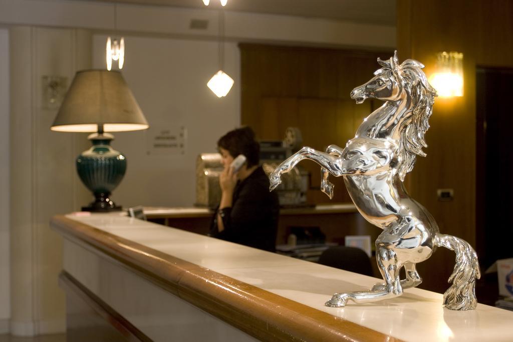 Hotel Bassetto Ферентіно Екстер'єр фото