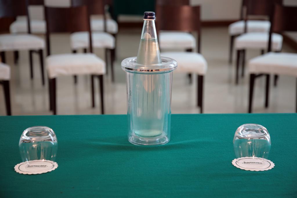 Hotel Bassetto Ферентіно Екстер'єр фото