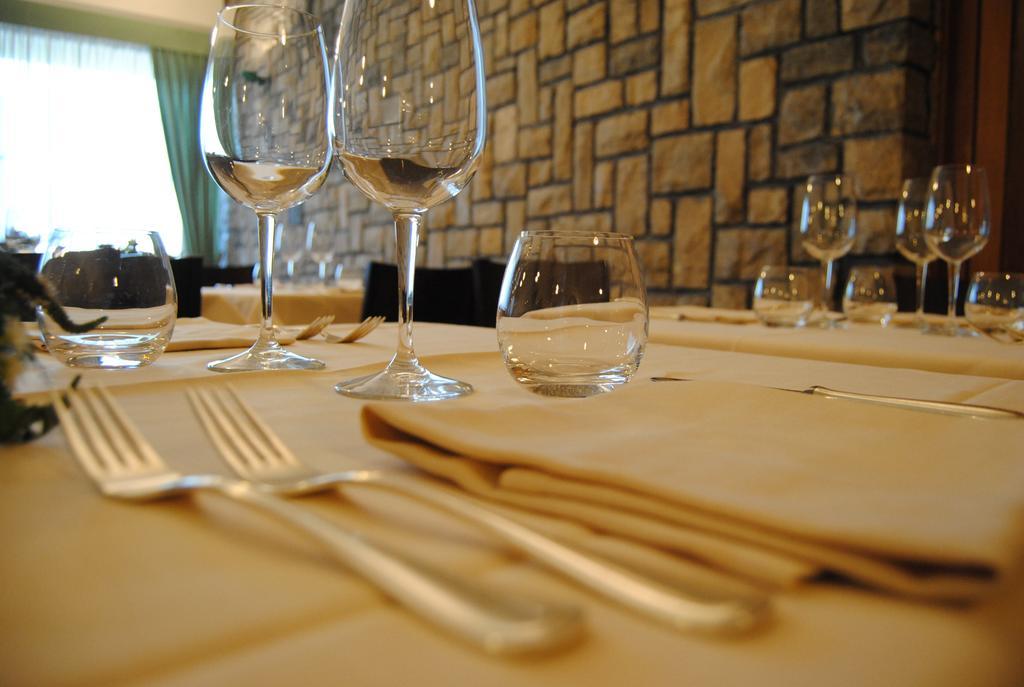 Hotel Bassetto Ферентіно Екстер'єр фото