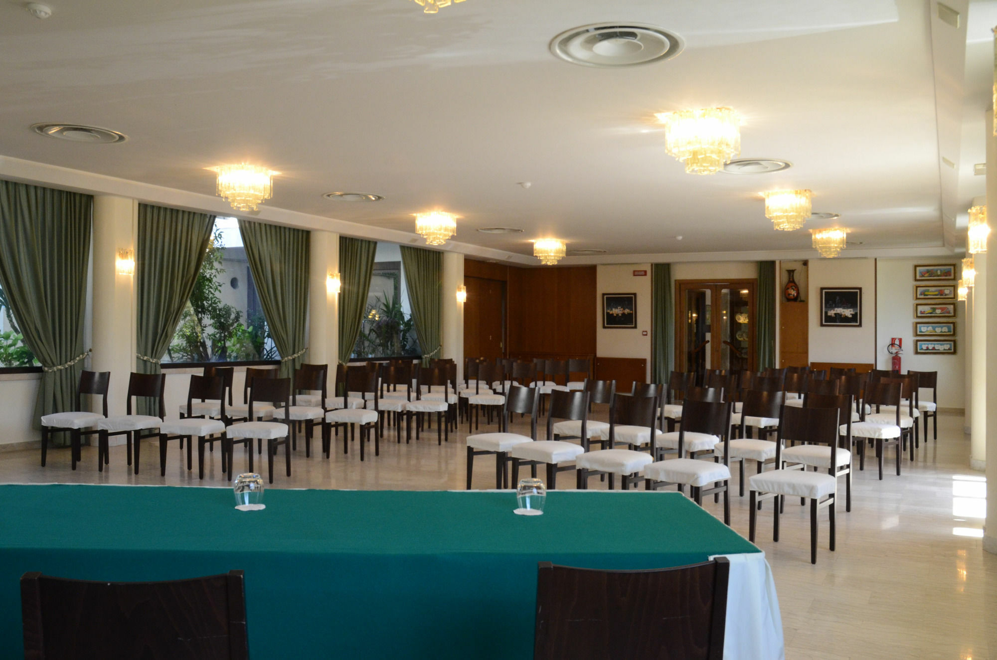 Hotel Bassetto Ферентіно Екстер'єр фото